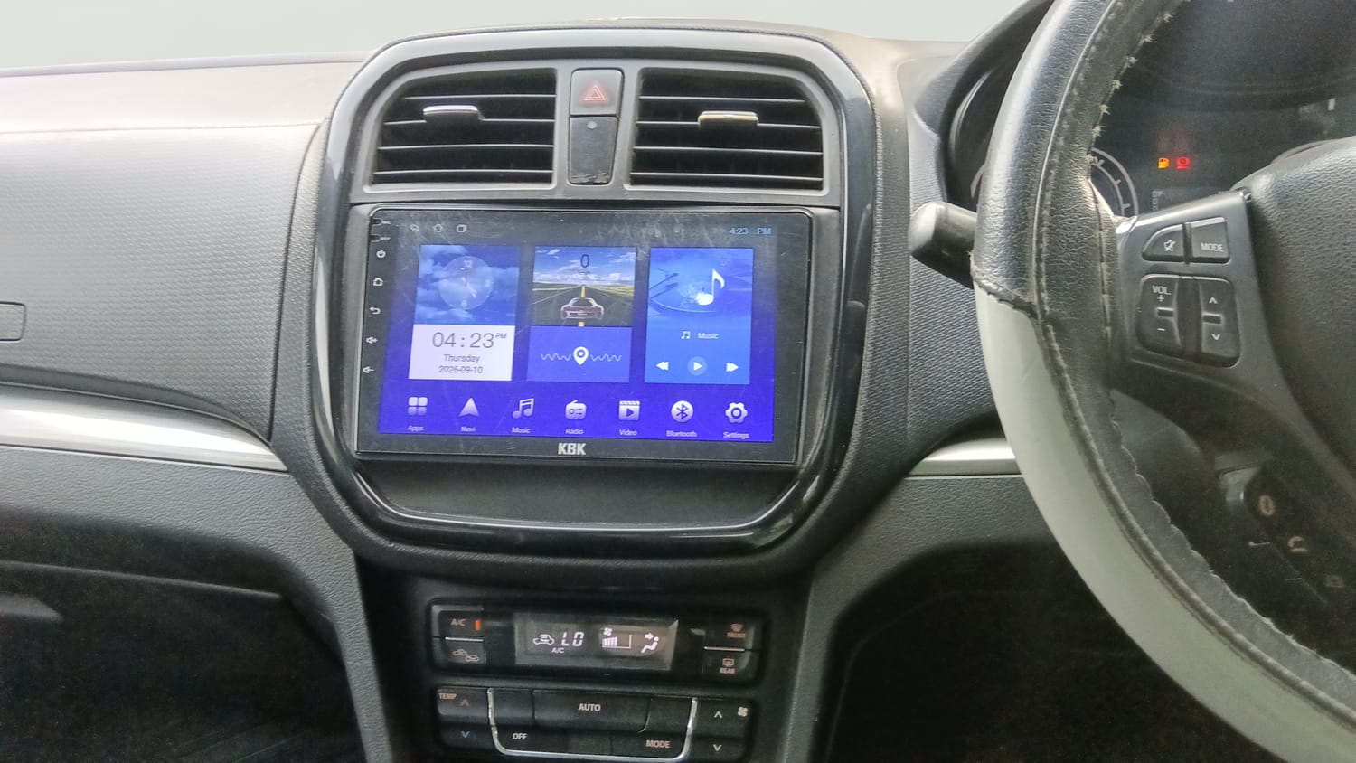 Used 2019 Maruti Suzuki Vitara Brezza [2016-2020] ZDi Diesel Manual interior MUSIC SYSTEM & AC CONTROL VIEW