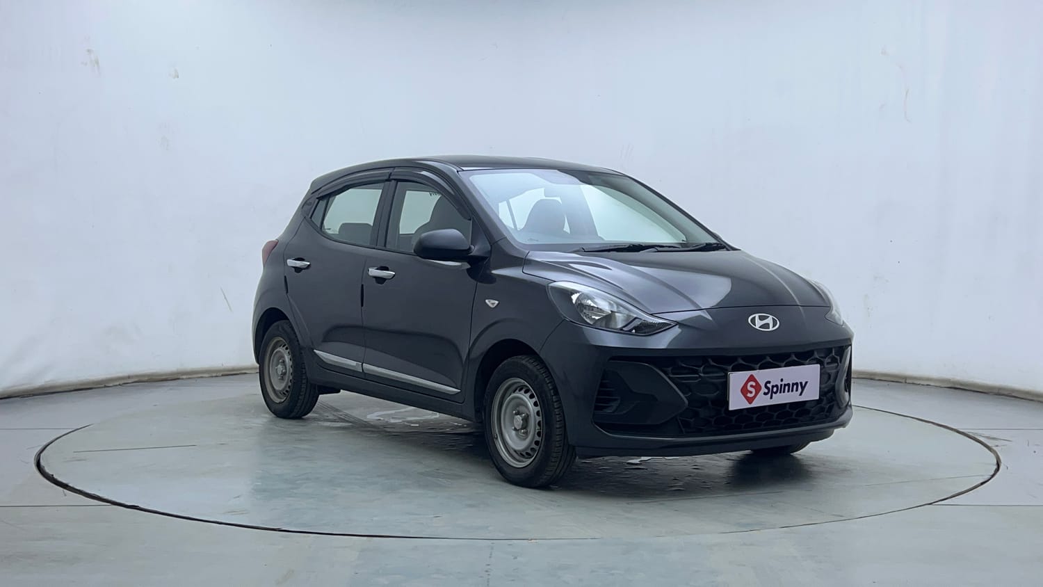 Used 2023 Hyundai Grand i10 Nios Era 1.2 Kappa VTVT Petrol Manual exterior RIGHT FRONT CORNER VIEW