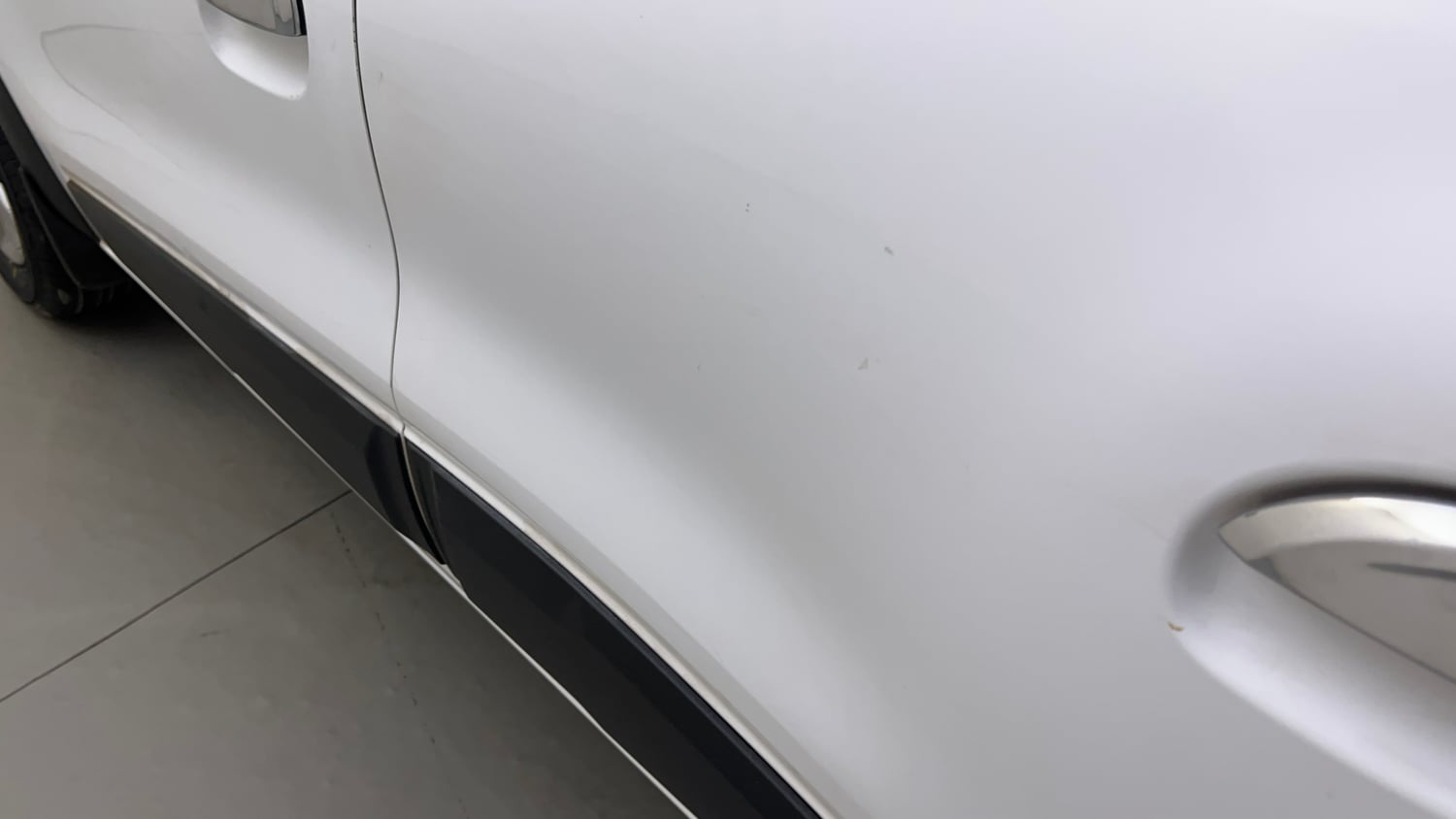 Used 2022 Renault Kwid RXT 1.0 Petrol Manual dents MINOR SCRATCH