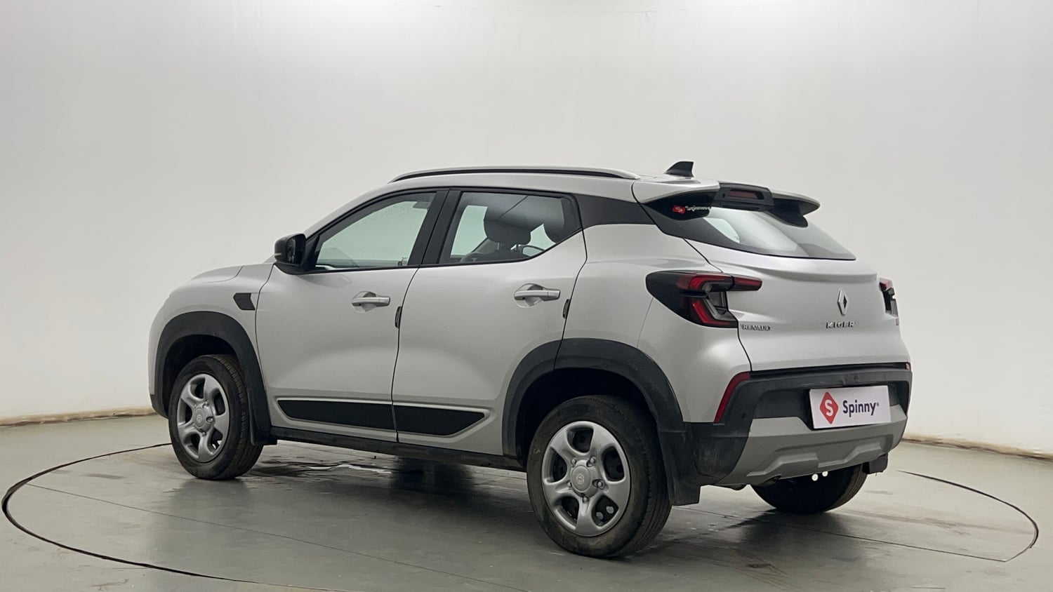 Used 2021 Renault Kiger RXL MT Petrol Manual exterior LEFT REAR CORNER VIEW