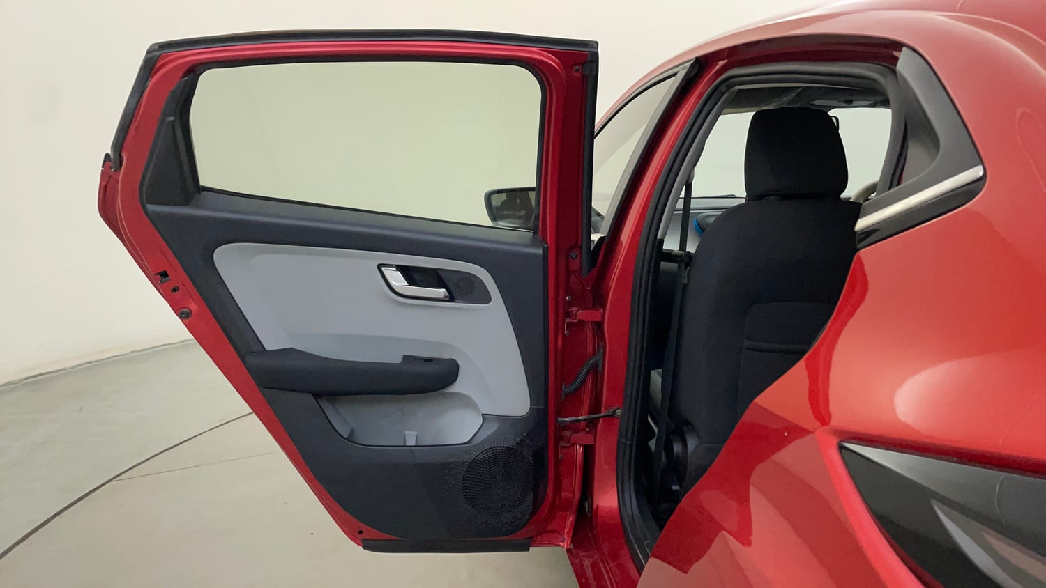 Used 2021 Tata Altroz XZ Petrol Petrol Manual interior LEFT REAR DOOR OPEN VIEW