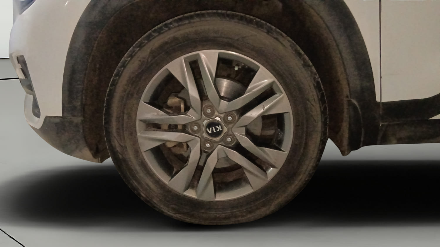 Used 2021 Kia Seltos HTX 1.5 Petrol Manual tyres LEFT FRONT TYRE RIM VIEW