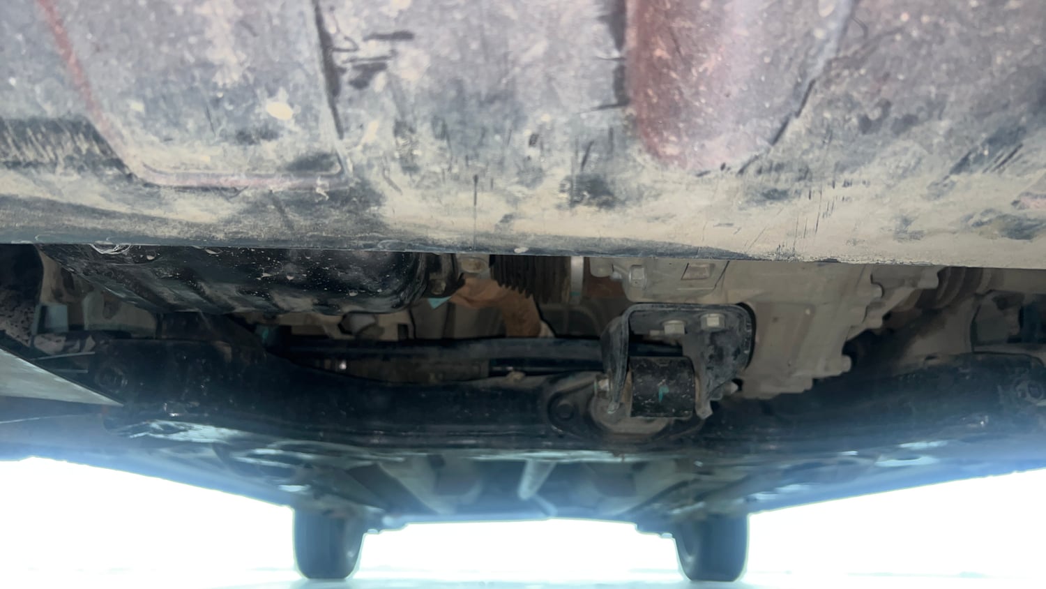Used 2016 Hyundai Elite i20 Asta 1.2 Petrol Manual extra FRONT LEFT UNDERBODY VIEW