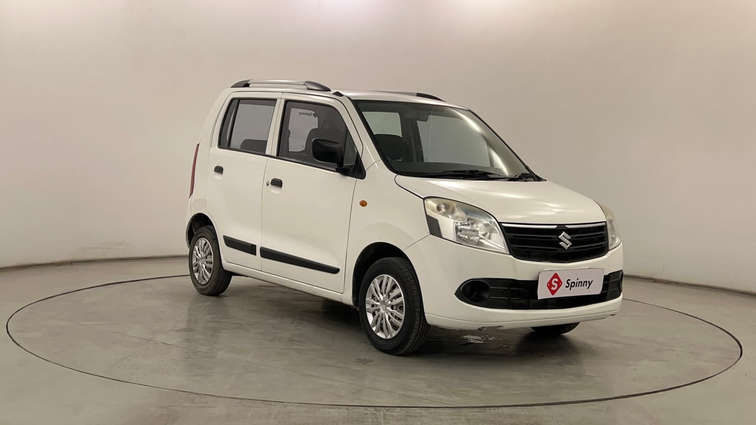 Used 2012 Maruti Suzuki Wagon R LXi Petrol Manual exterior RIGHT FRONT CORNER VIEW