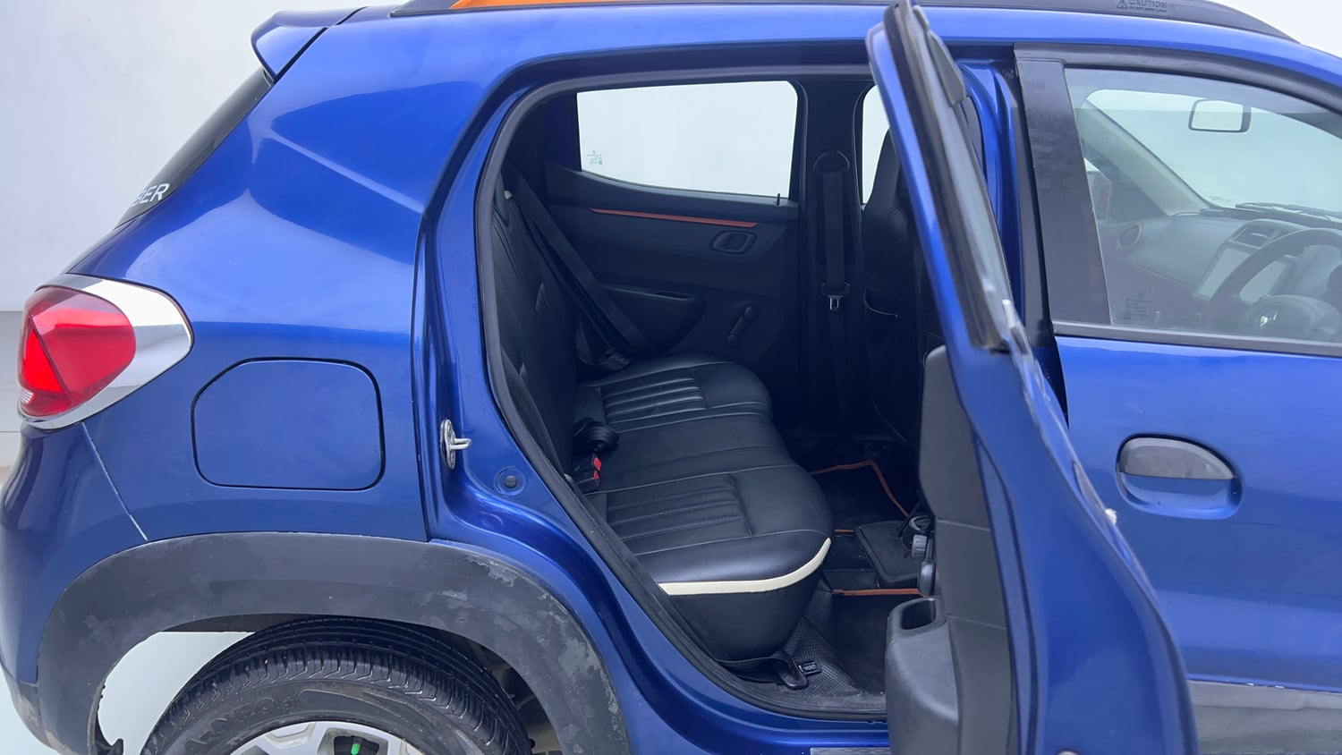 Used 2018 Renault Kwid CLIMBER 1.0 AMT Petrol Automatic interior RIGHT SIDE REAR DOOR CABIN VIEW