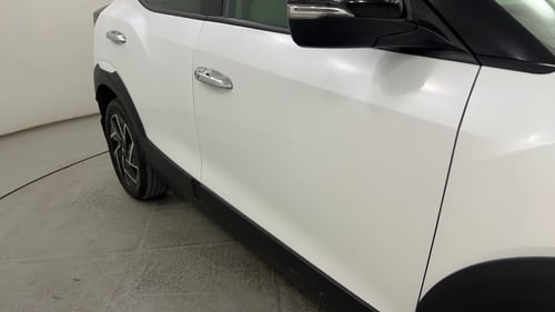 Used 2024 Mahindra XUV 3XO AX7 1.2 Petrol Petrol Manual dents MINOR SCRATCH