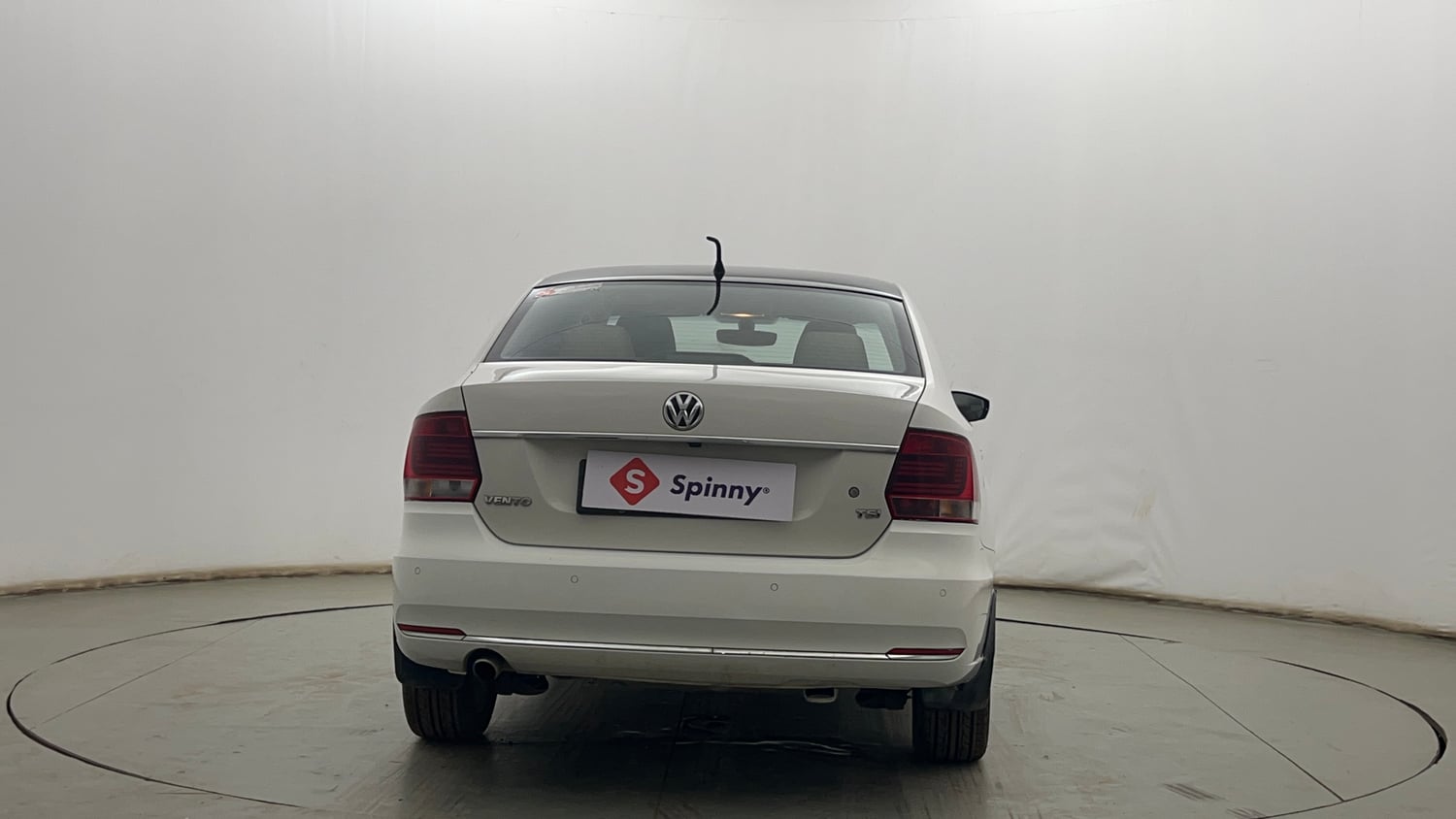 Used 2017 Volkswagen Vento Highline Plus 1.2 (P) AT 16 Alloy Petrol Automatic exterior BACK VIEW