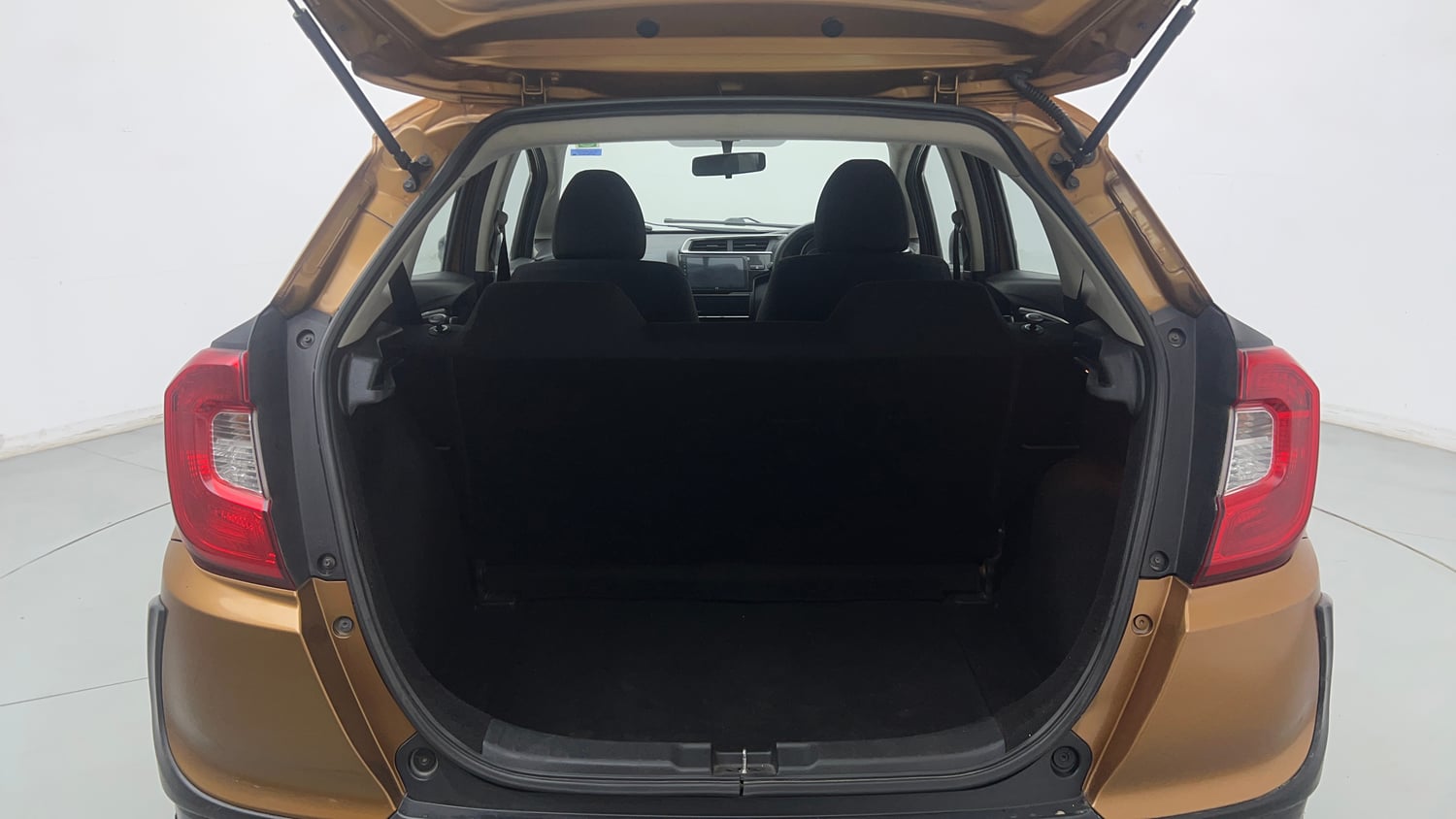 Used 2017 Honda WR-V VX MT Petrol Petrol Manual interior DICKY INSIDE VIEW