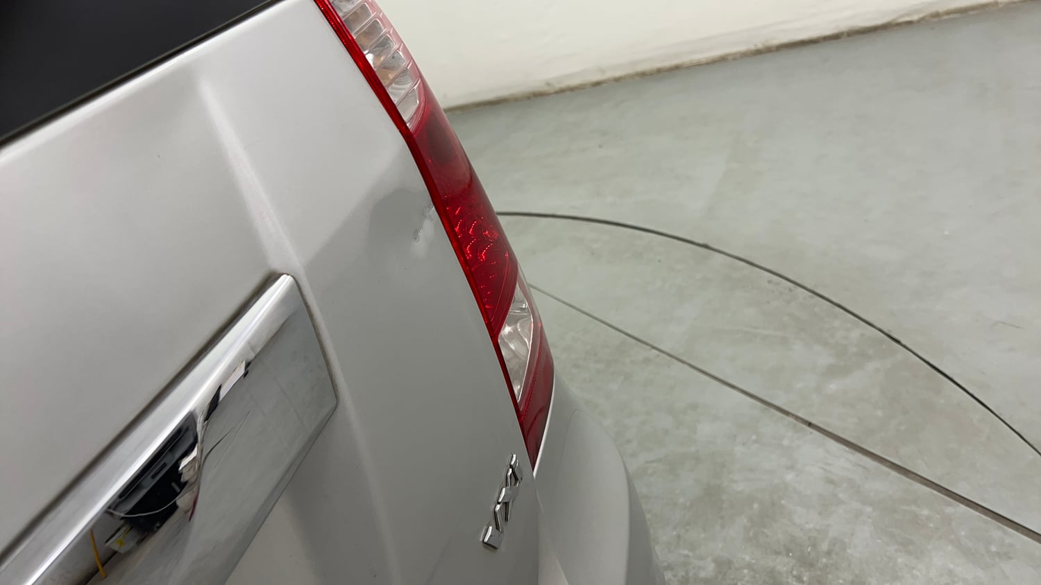 Used 2012 Maruti Suzuki Wagon R 1.0 VXi Petrol Manual dents MINOR DENT