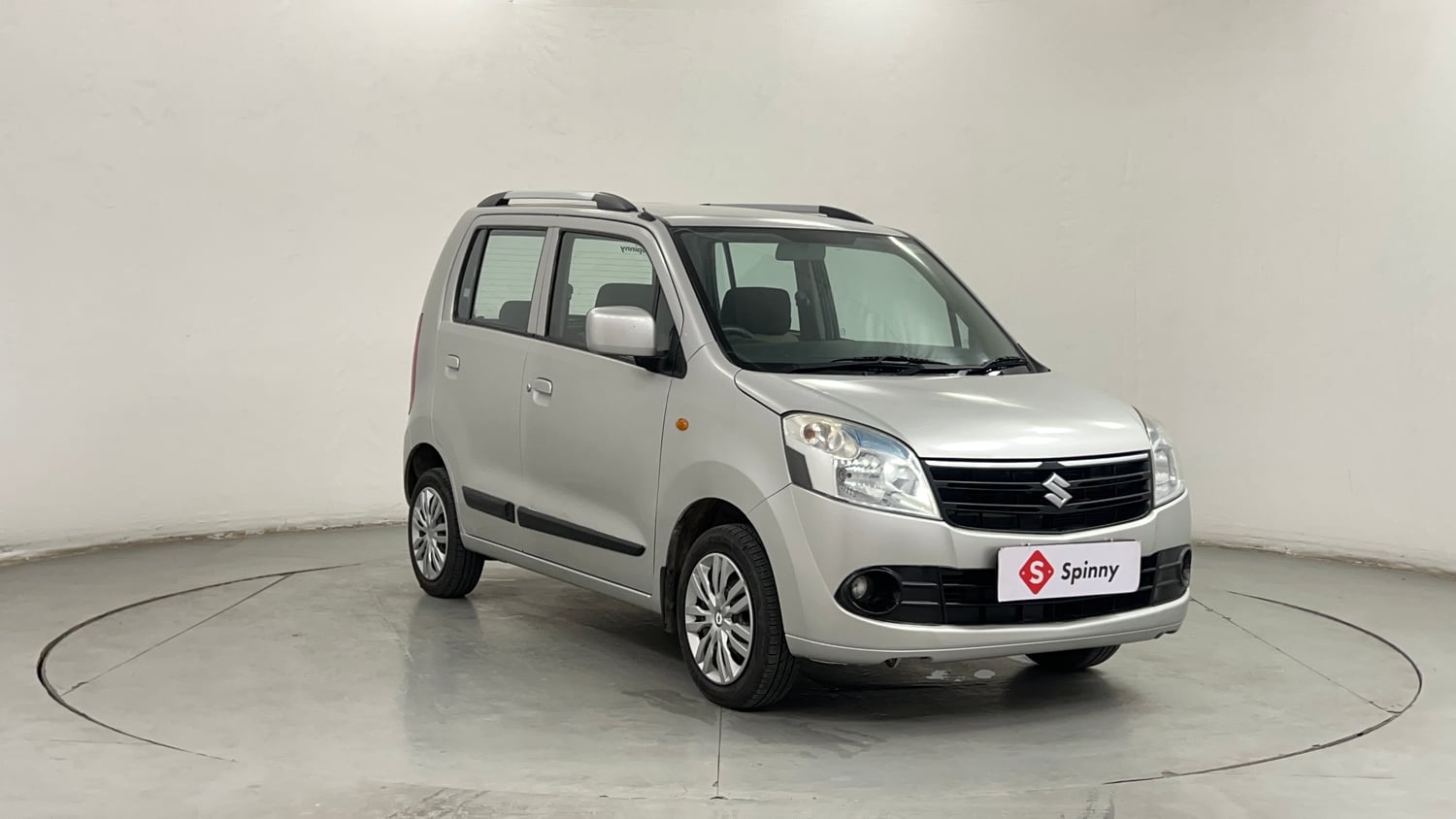Used 2012 Maruti Suzuki Wagon R 1.0 VXi Petrol Manual exterior RIGHT FRONT CORNER VIEW