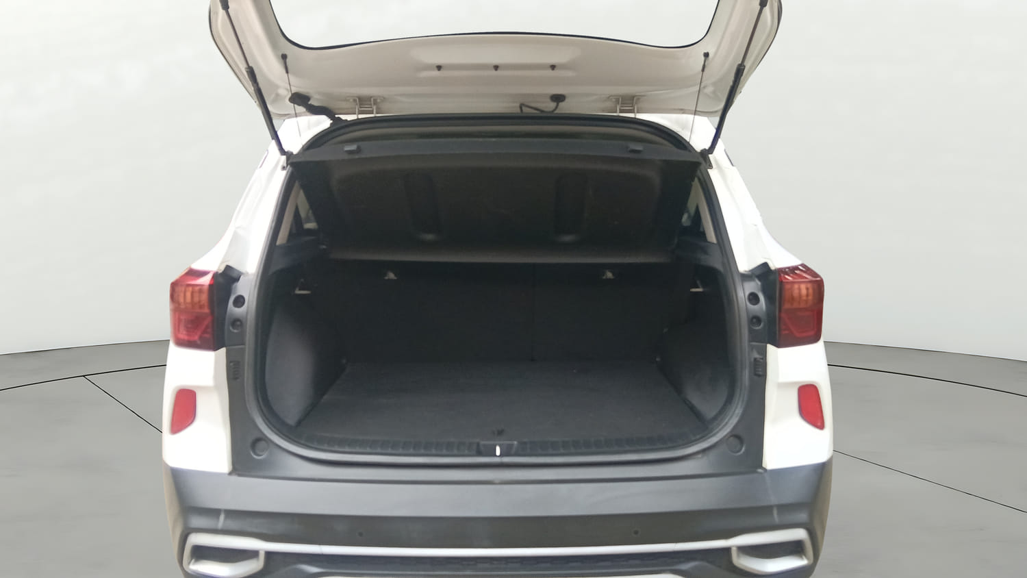 Used 2021 Kia Seltos HTX 1.5 Petrol Manual interior DICKY INSIDE VIEW