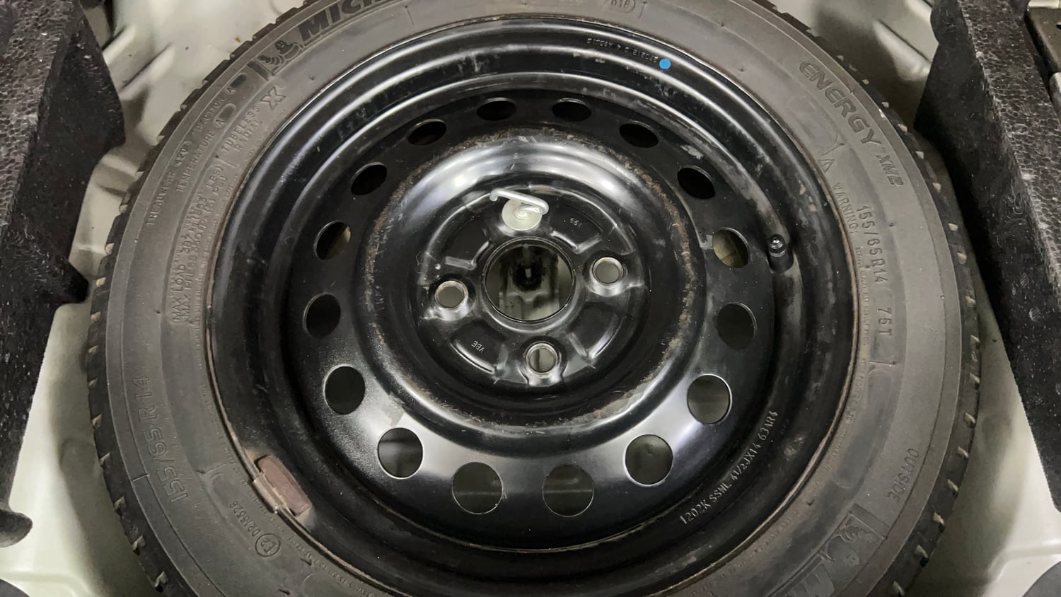 Used 2012 Maruti Suzuki Wagon R 1.0 VXi Petrol Manual tyres SPARE TYRE VIEW