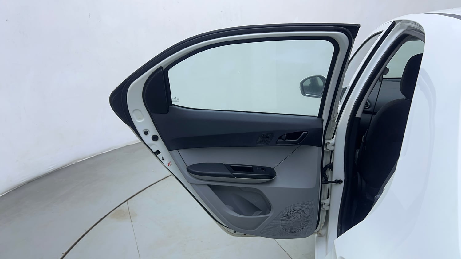 Used 2021 Tata Tiago XT Petrol Manual interior LEFT REAR DOOR OPEN VIEW
