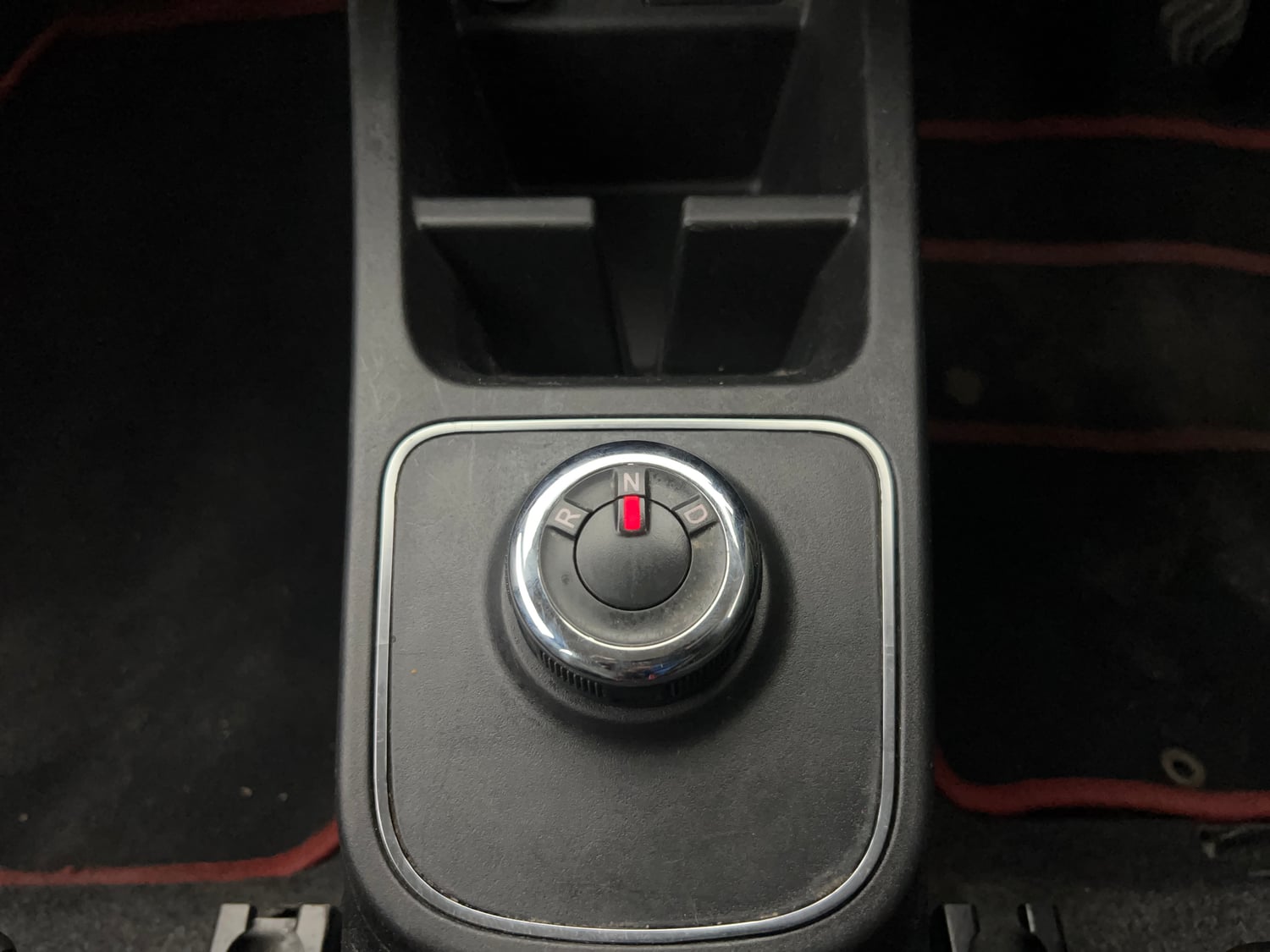 Used 2023 Renault Kwid RXT 1.0 AMT Petrol Automatic interior GEAR  KNOB VIEW