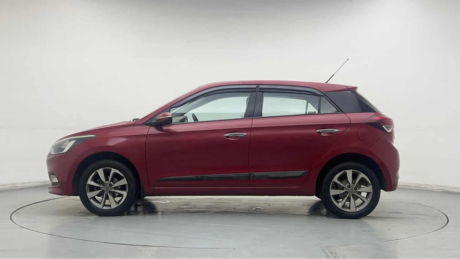 Used 2016 Hyundai Elite i20 Asta 1.2 Petrol Manual exterior LEFT SIDE VIEW