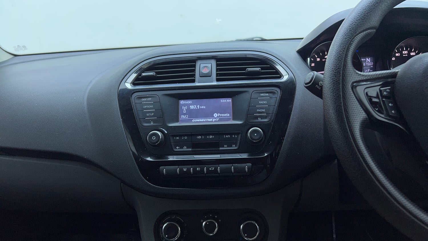 Used 2018 Tata Tigor Revotron XZA Petrol Automatic top_features Integrated (in-dash) music system