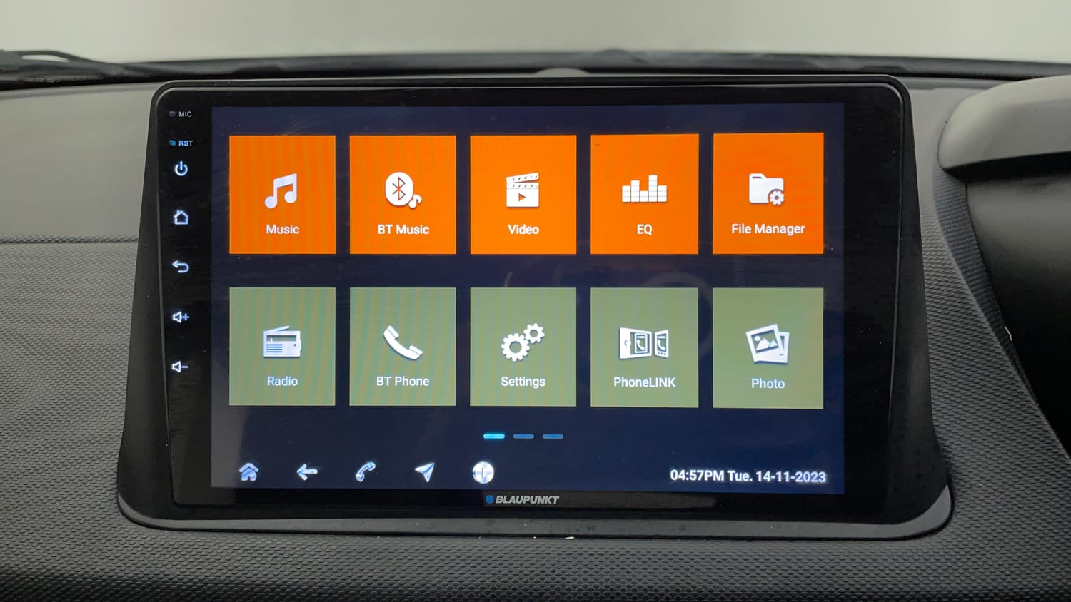 Used 2024 Tata Nexon Pure 1.2 Revotron Petrol 6MT Petrol Manual top_features Integrated (in-dash) music system