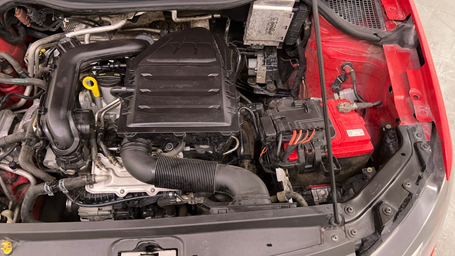 Used 2022 Volkswagen Polo Highline Plus 1.0L TSI Petrol Manual engine ENGINE LEFT SIDE VIEW