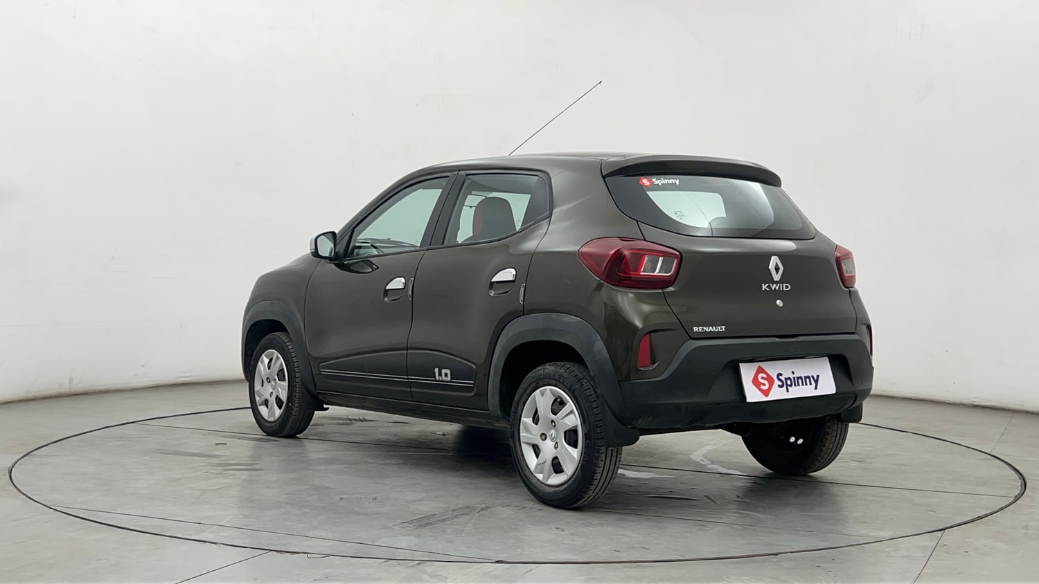 Used 2023 Renault Kwid RXT 1.0 AMT Petrol Automatic exterior LEFT REAR CORNER VIEW