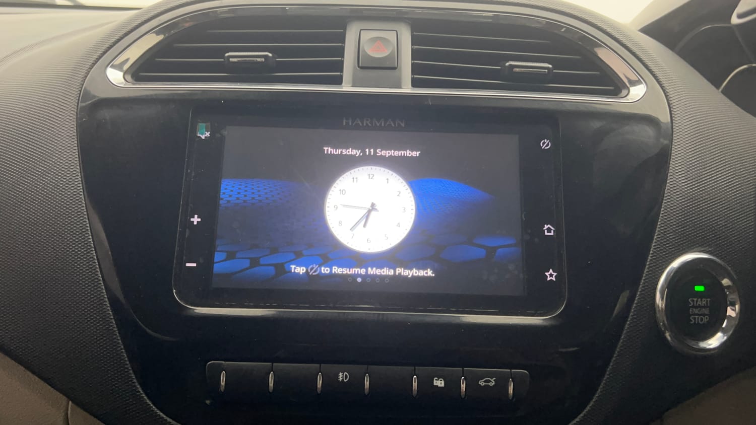 Used 2022 Tata Tigor XZ Plus Petrol Manual top_features Touch screen infotainment system