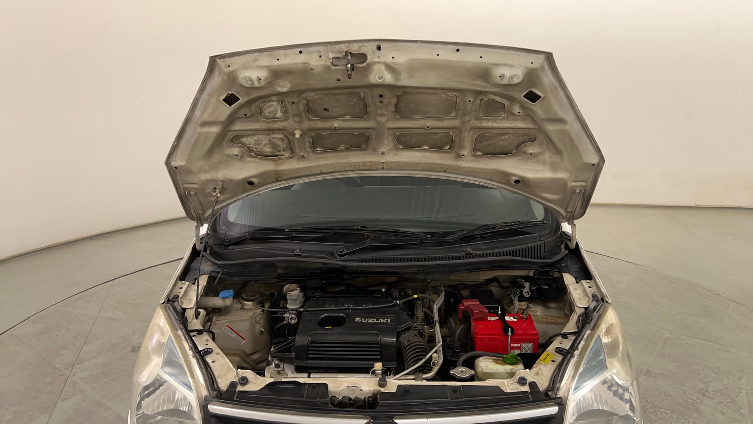 Used 2012 Maruti Suzuki Wagon R LXi Petrol Manual engine ENGINE & BONNET OPEN FRONT VIEW