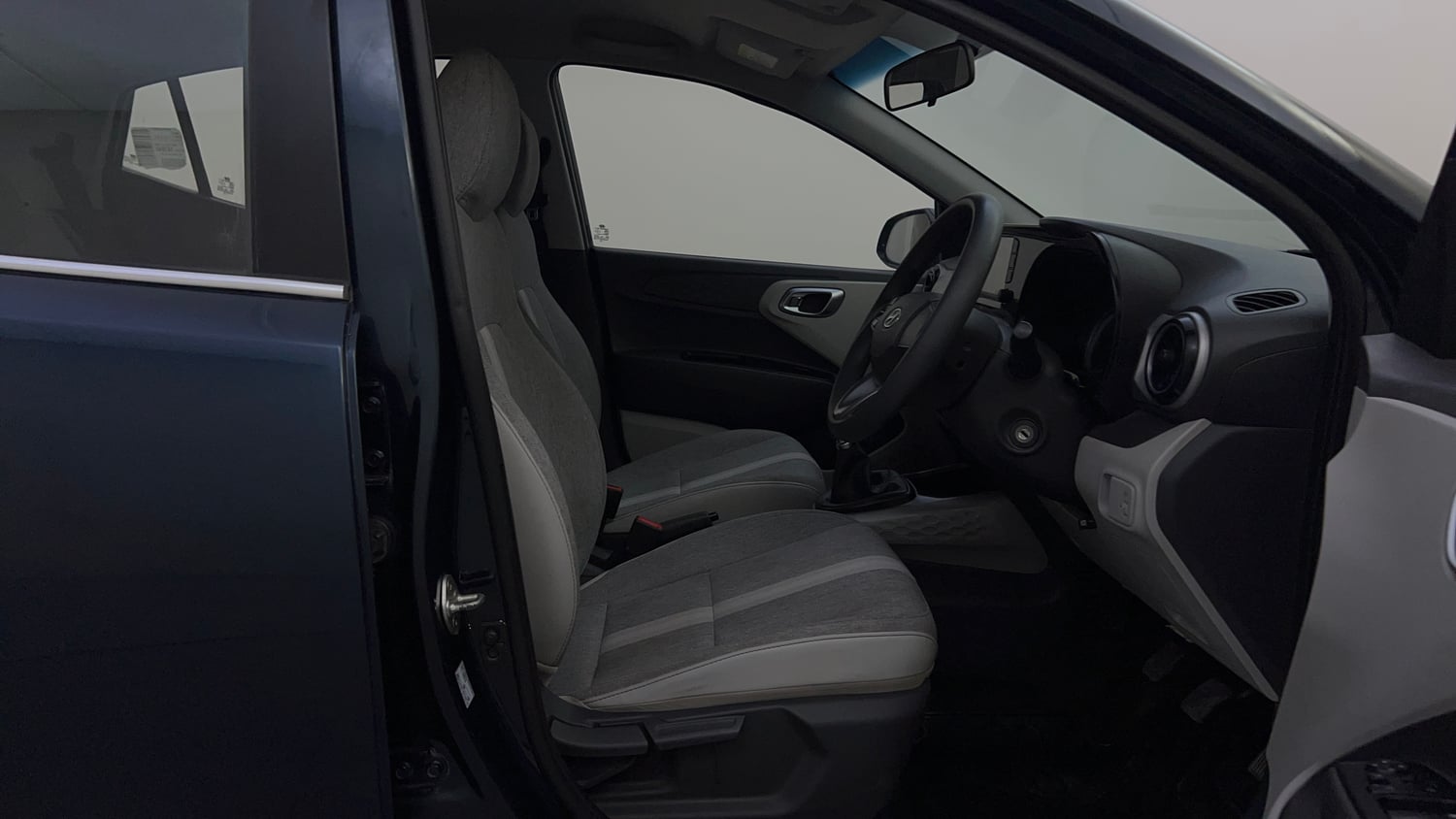 Used 2021 Hyundai Grand i10 Nios Sportz 1.2 Kappa VTVT Petrol Manual interior RIGHT SIDE FRONT DOOR CABIN VIEW