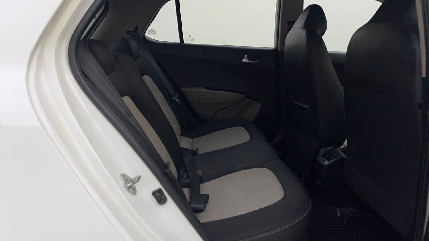 Used 2016 Hyundai Grand i10 Sportz 1.2 Kappa VTVT Petrol Manual interior RIGHT SIDE REAR DOOR CABIN VIEW