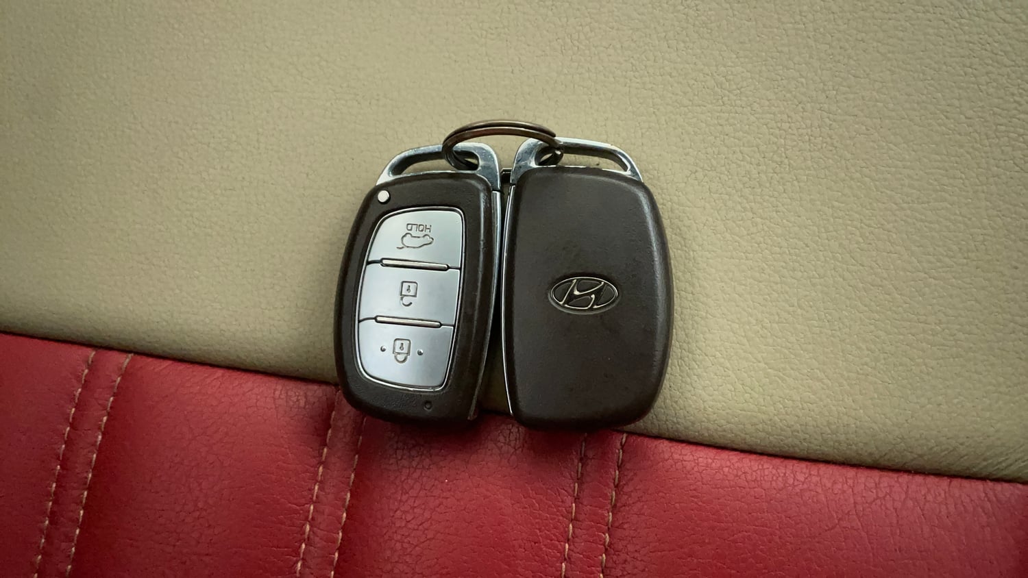Used 2018 Hyundai Creta SX 1.6 AT Petrol Petrol Automatic extra CAR KEY VIEW