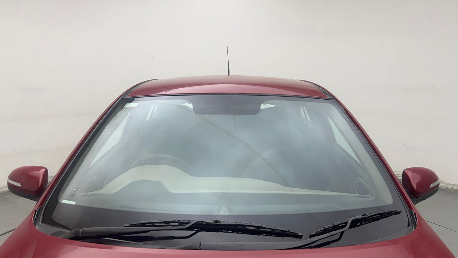 Used 2016 Hyundai Elite i20 Asta 1.2 Petrol Manual exterior FRONT WINDSHIELD VIEW