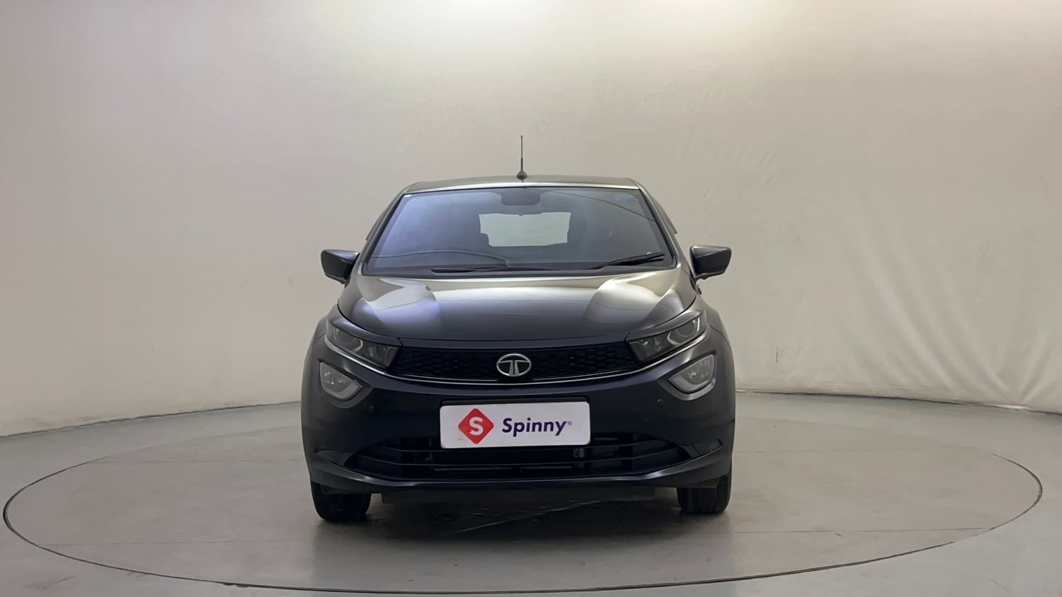 Used 2023 Tata Altroz XZA Plus Petrol Dark Edtion Petrol Automatic exterior FRONT VIEW