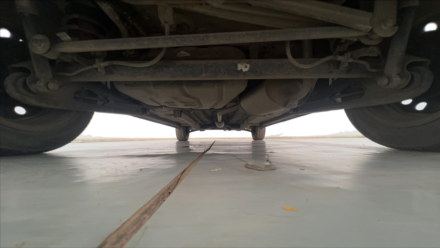 Used 2018 Maruti Suzuki Wagon R 1.0 VXI AMT Petrol Automatic extra REAR UNDERBODY VIEW (TAKEN FROM REAR)