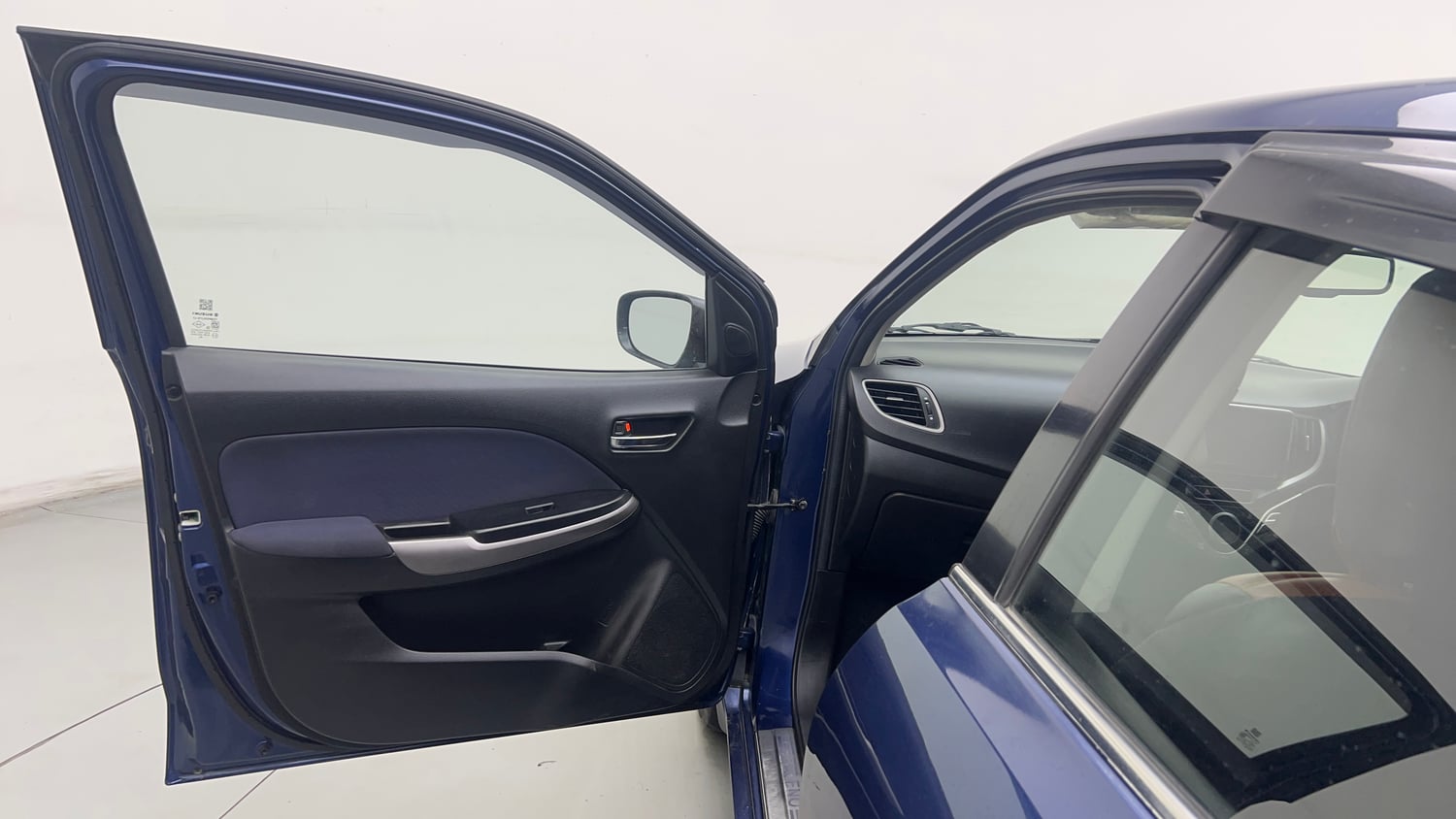 Used 2019 Maruti Suzuki Baleno Zeta Petrol Manual interior LEFT FRONT DOOR OPEN VIEW