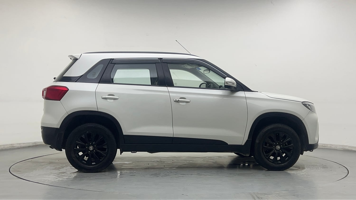 Used 2021 Toyota Urban Cruiser High Grade MT Petrol Manual exterior RIGHT SIDE VIEW