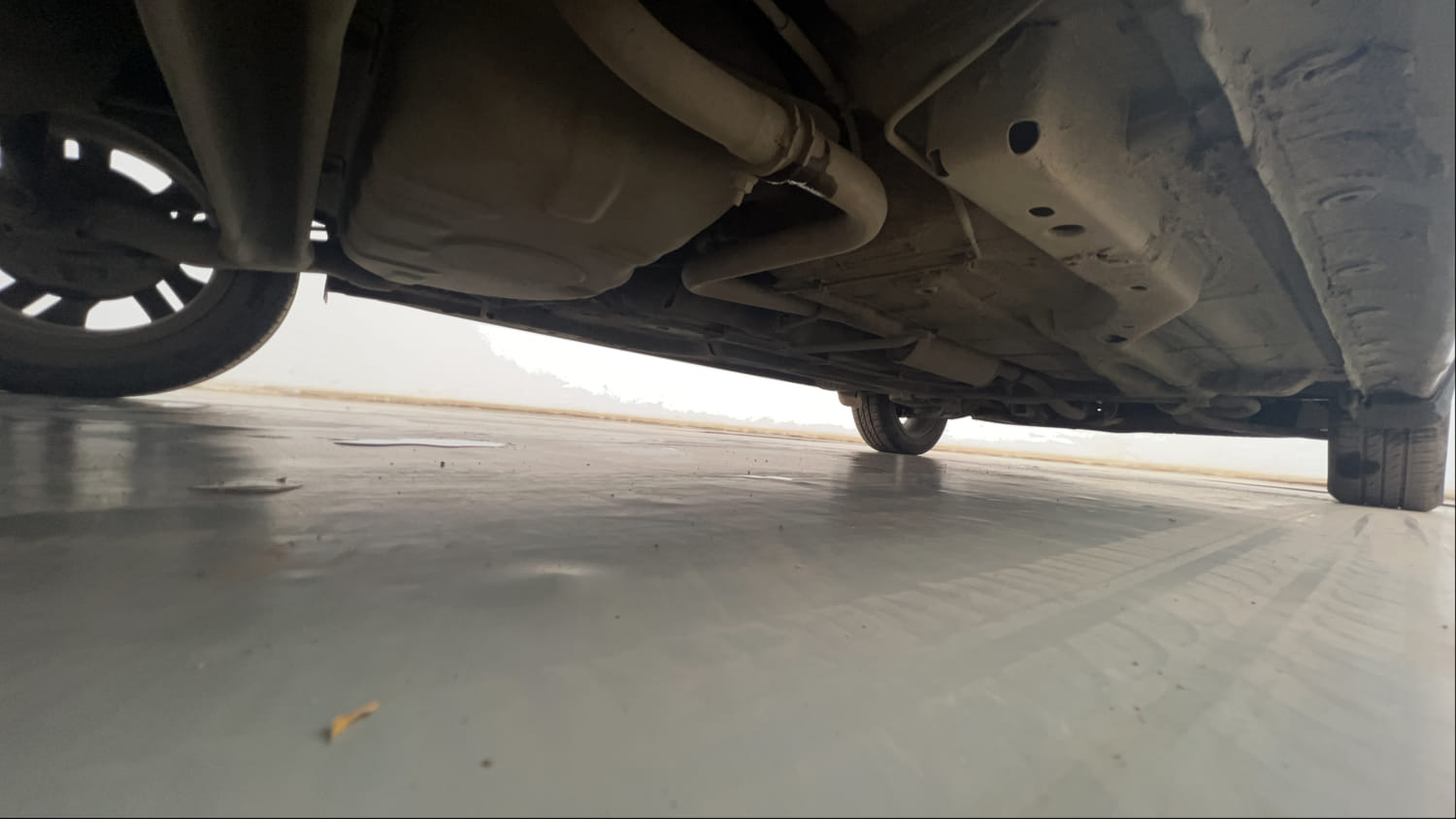 Used 2018 Tata Tigor Revotron XZA Petrol Automatic extra REAR RIGHT UNDERBODY VIEW