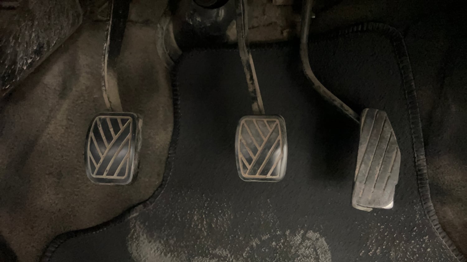 Used 2012 Maruti Suzuki Wagon R LXi Petrol Manual interior PEDALS VIEW