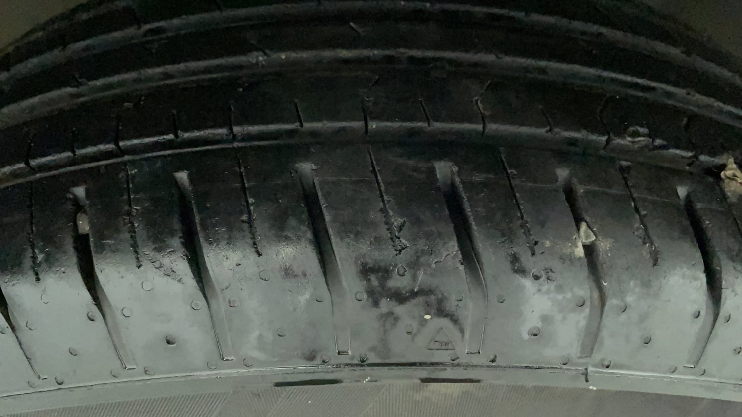 Used 2022 Tata Punch Accomplished MT Petrol + CNG(Outside Fitted) Cng Manual tyres LEFT FRONT TYRE TREAD VIEW