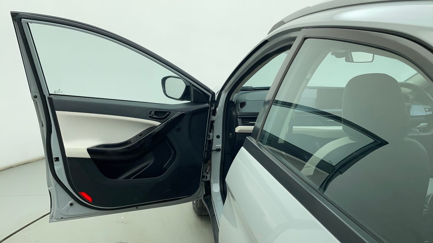 Used 2024 Tata Nexon Pure 1.2 Revotron Petrol 6MT Petrol Manual interior LEFT FRONT DOOR OPEN VIEW