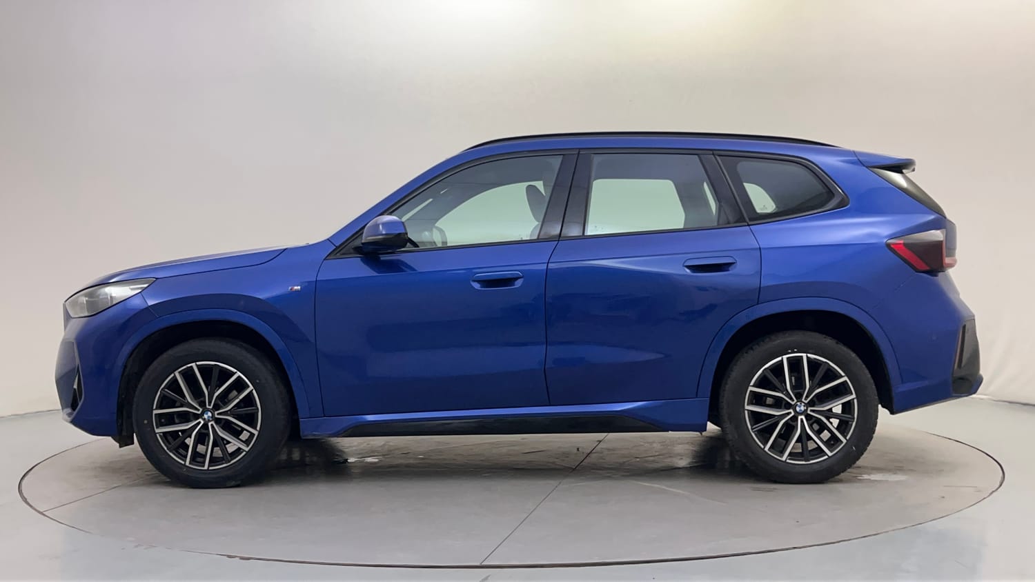 Used 2023 BMW X1 sDrive18i M Sport Petrol Automatic exterior LEFT SIDE VIEW