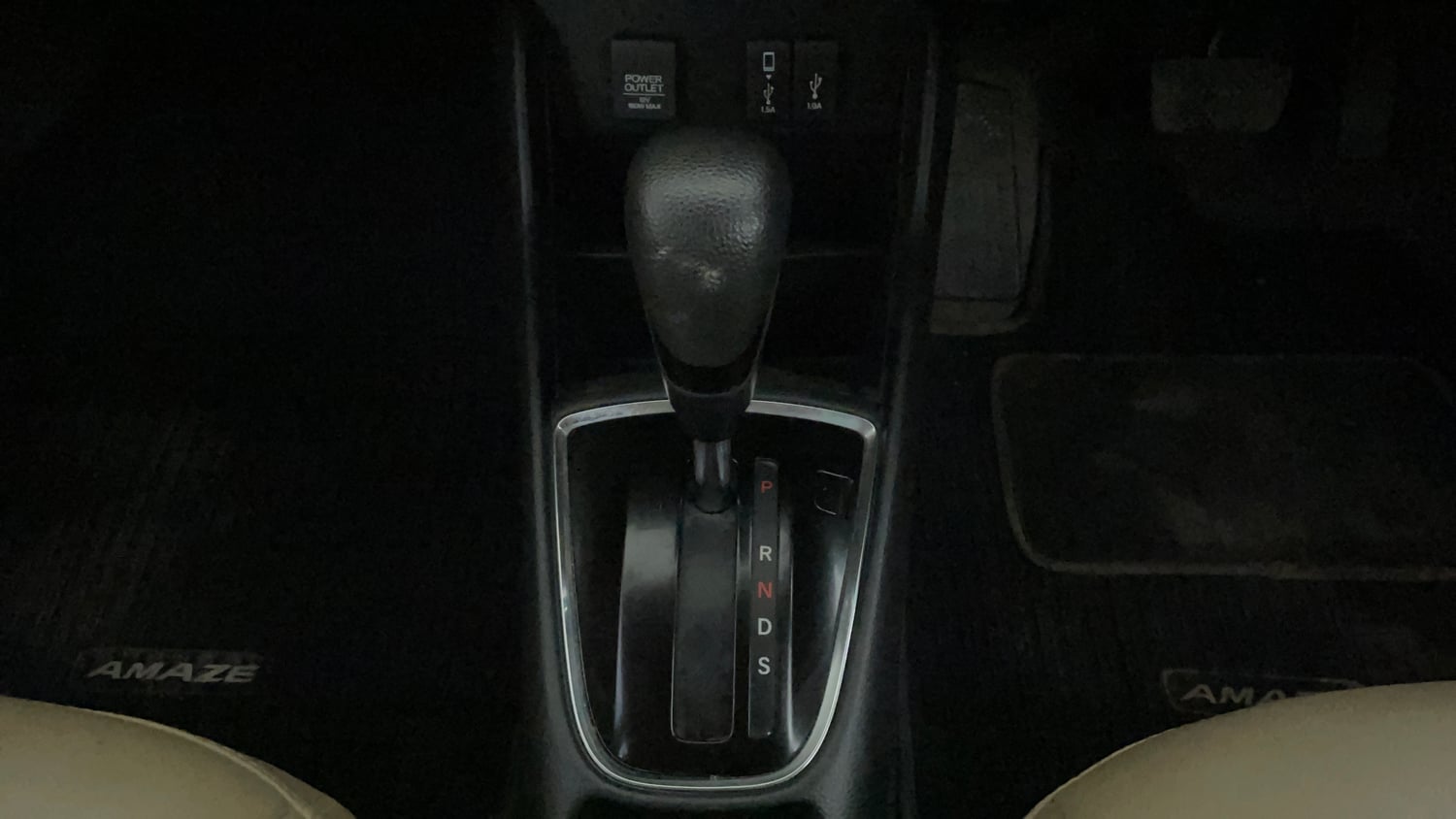 Used 2021 Honda Amaze 1.2 VX CVT Petrol Petrol Automatic interior GEAR  KNOB VIEW