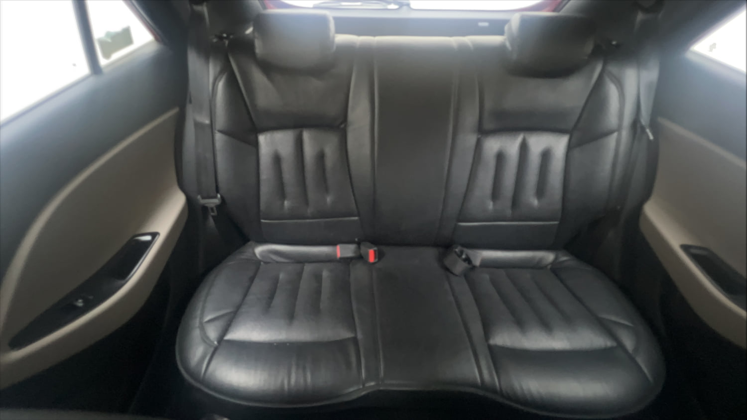Used 2016 Hyundai Elite i20 Asta 1.2 Petrol Manual interior REAR SEAT CONDITION VIEW