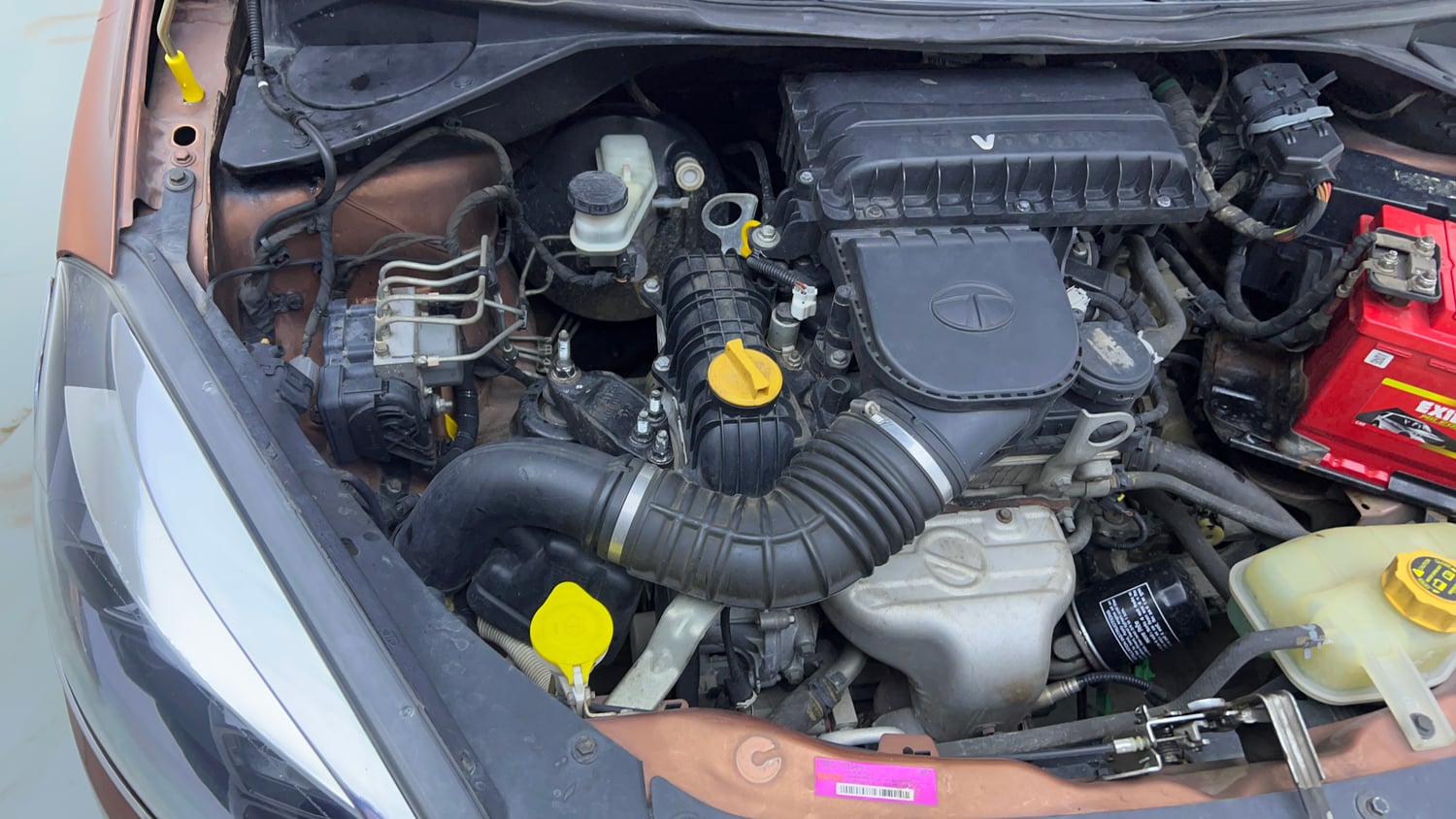 Used 2018 Tata Tigor Revotron XZA Petrol Automatic engine ENGINE RIGHT SIDE VIEW