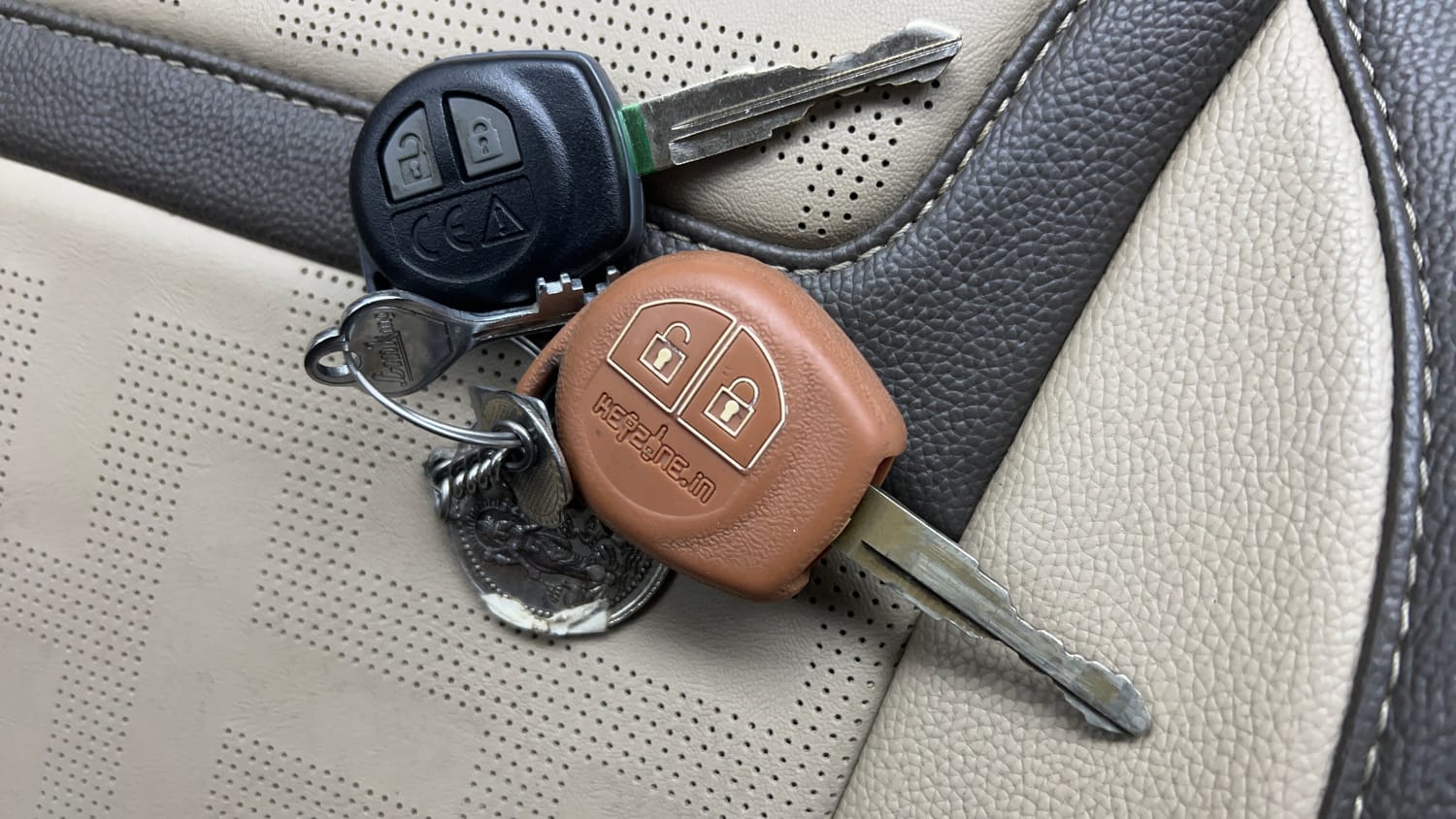 Used 2020 Maruti Suzuki New Ertiga VXi Petrol Manual extra CAR KEY VIEW