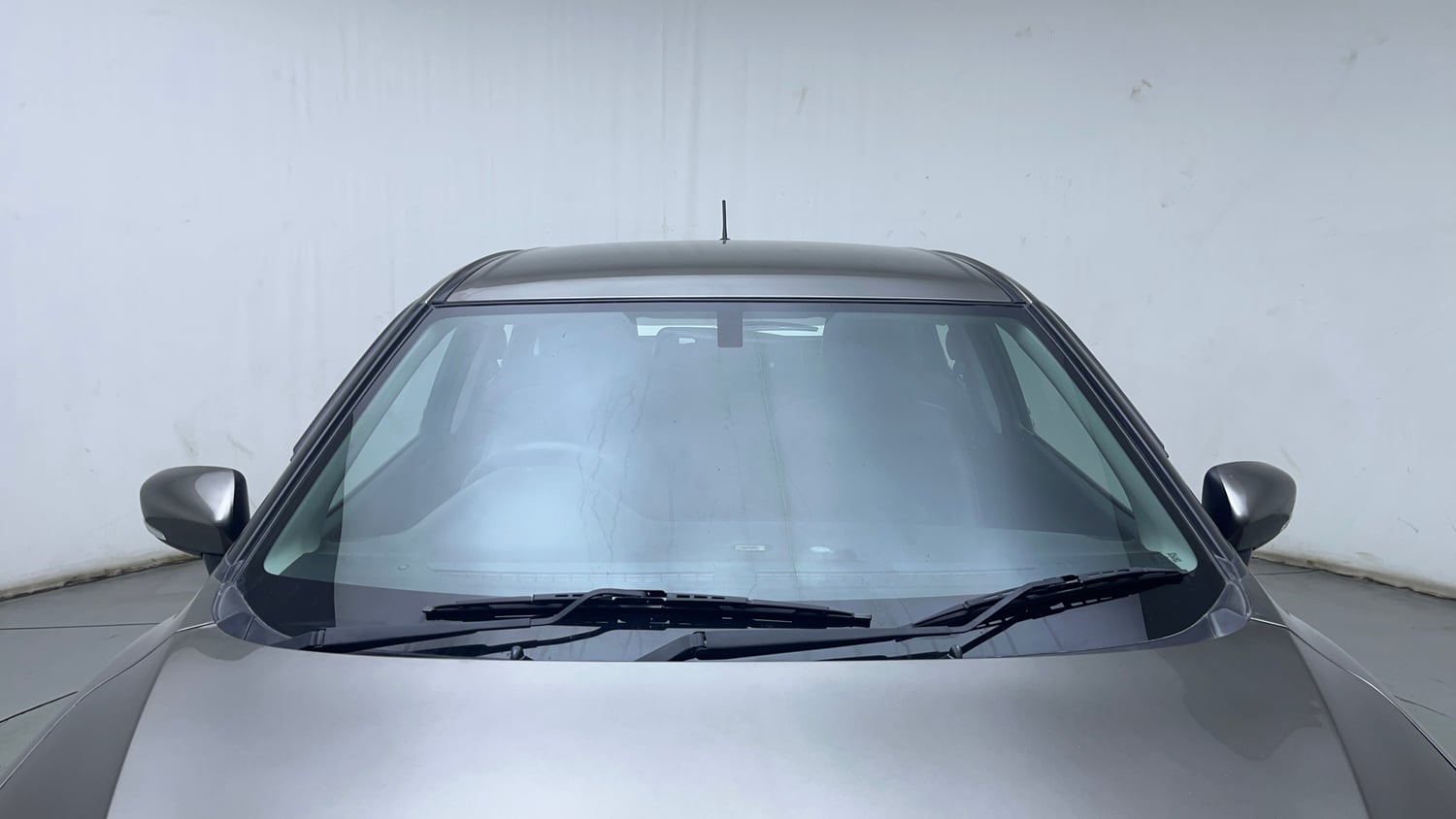 Used 2022 Maruti Suzuki Baleno Zeta Petrol Manual exterior FRONT WINDSHIELD VIEW