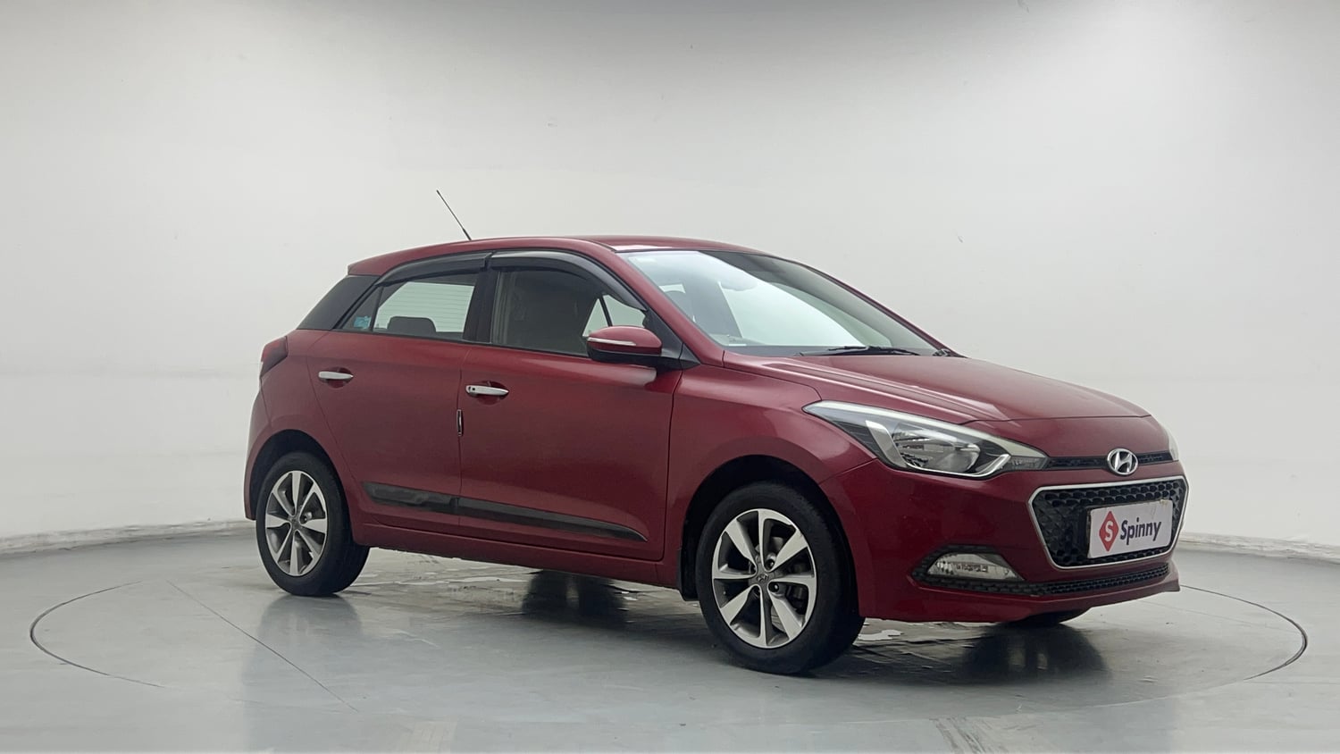 Used 2016 Hyundai Elite i20 Asta 1.2 Petrol Manual exterior RIGHT FRONT CORNER VIEW