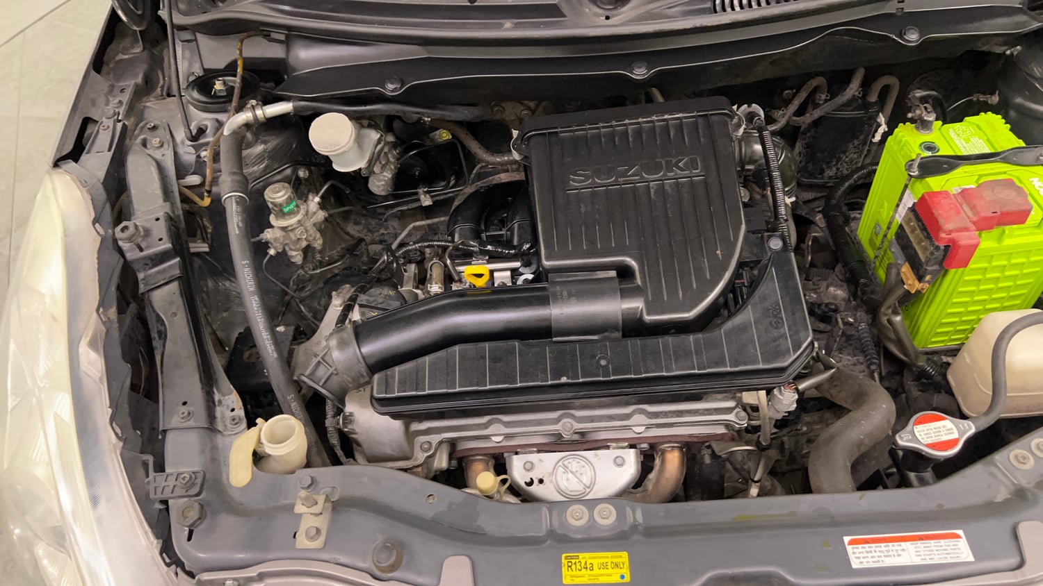 Used 2012 Maruti Suzuki Swift VXi Petrol Manual engine ENGINE RIGHT SIDE VIEW