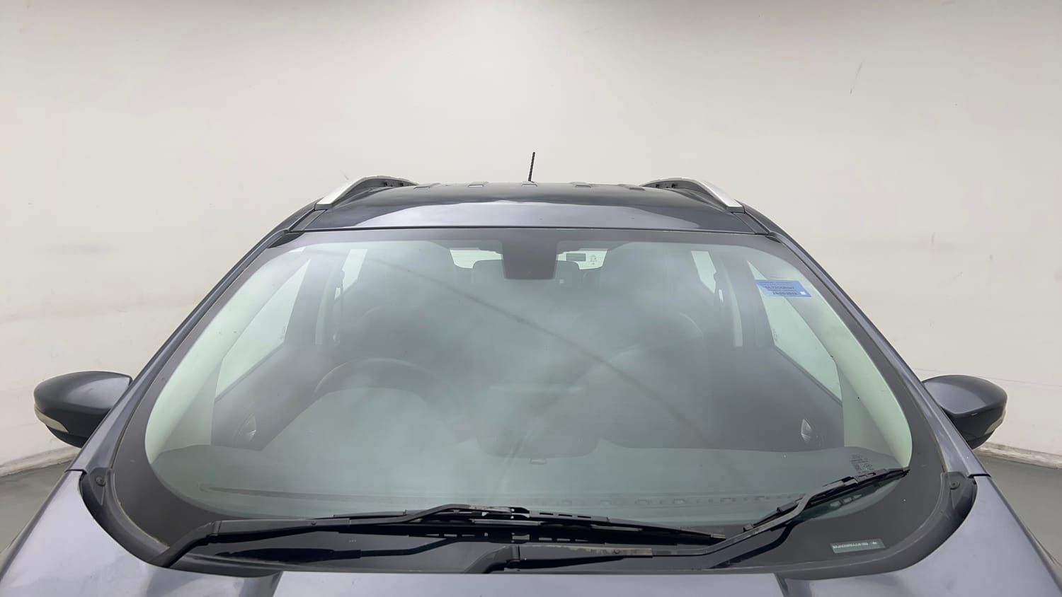 Used 2018 Ford EcoSport Titanium + 1.5L Ti-VCT AT Petrol Automatic exterior FRONT WINDSHIELD VIEW