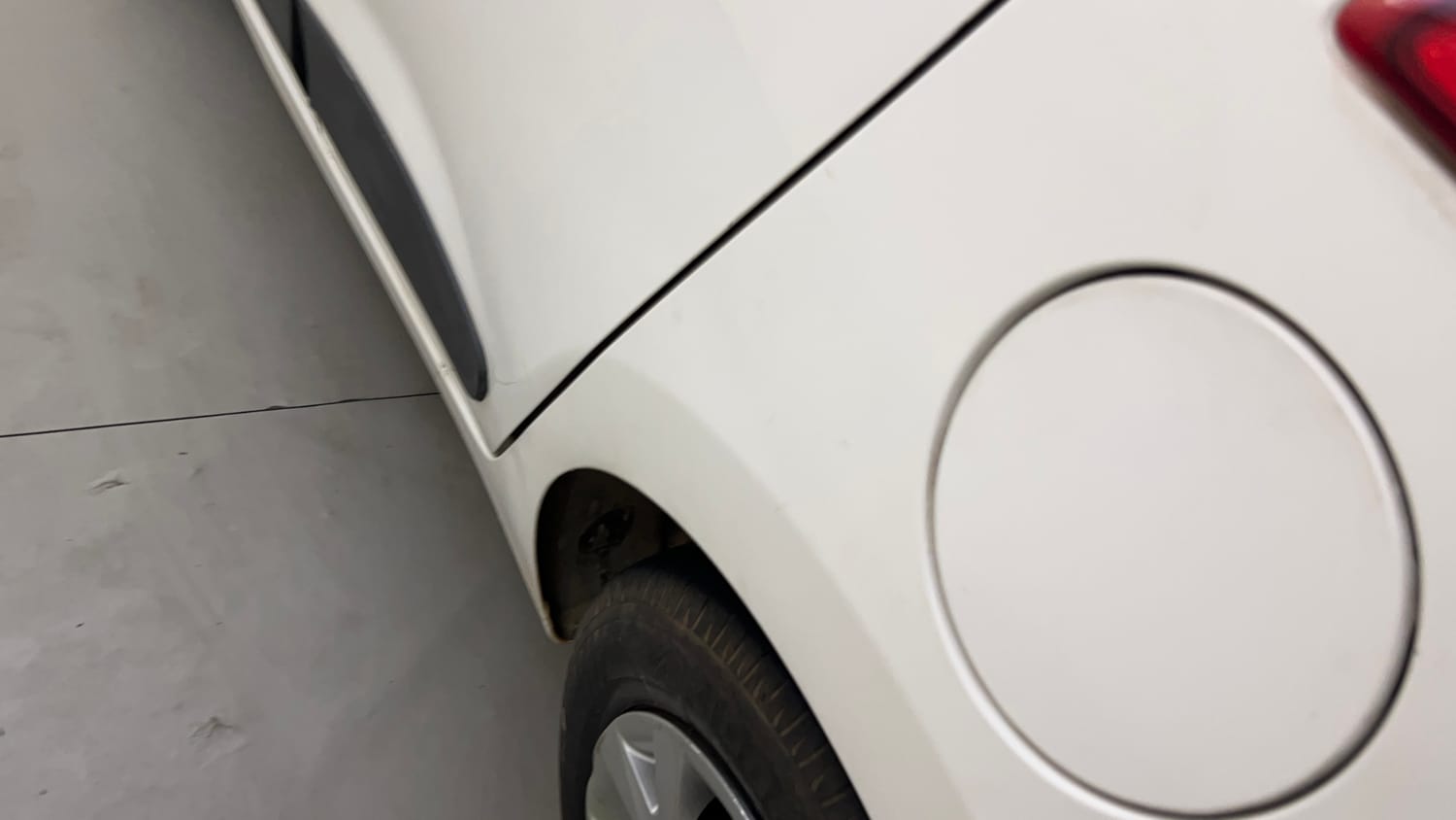 Used 2016 Hyundai Grand i10 Sportz 1.2 Kappa VTVT Petrol Manual dents MINOR SCRATCH
