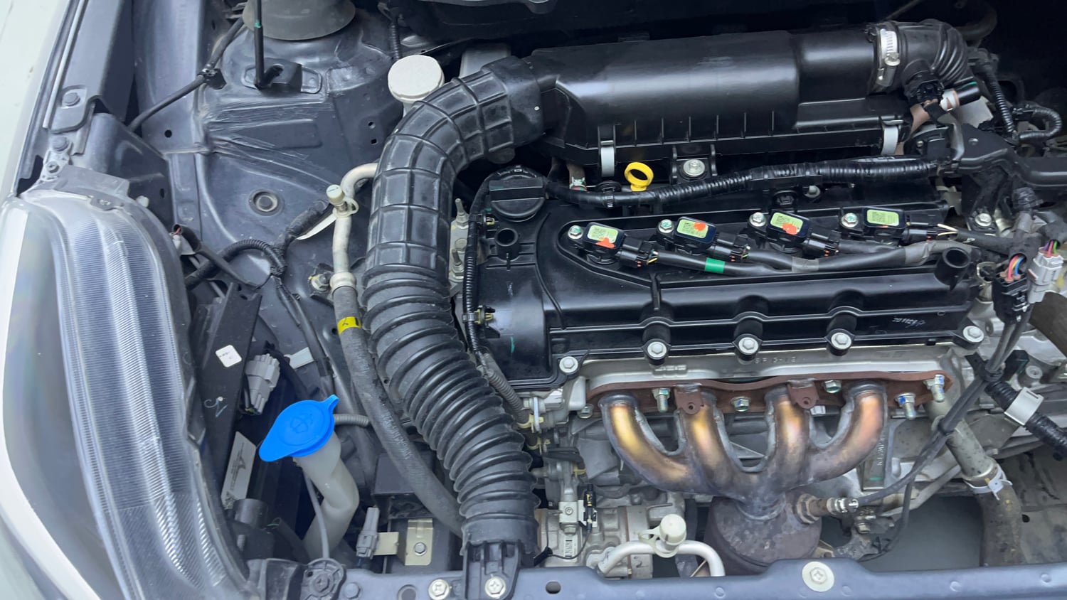 Used 2022 Maruti Suzuki Baleno Zeta Petrol Manual engine ENGINE RIGHT SIDE VIEW