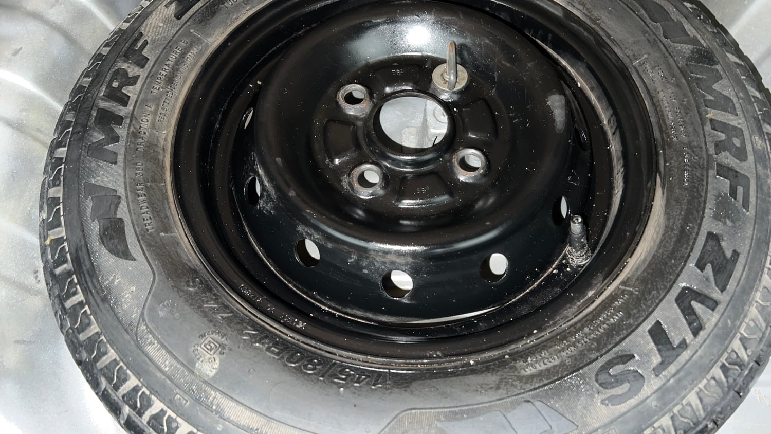 Used 2018 Maruti Suzuki Alto 800 VXi Petrol Manual tyres SPARE TYRE VIEW