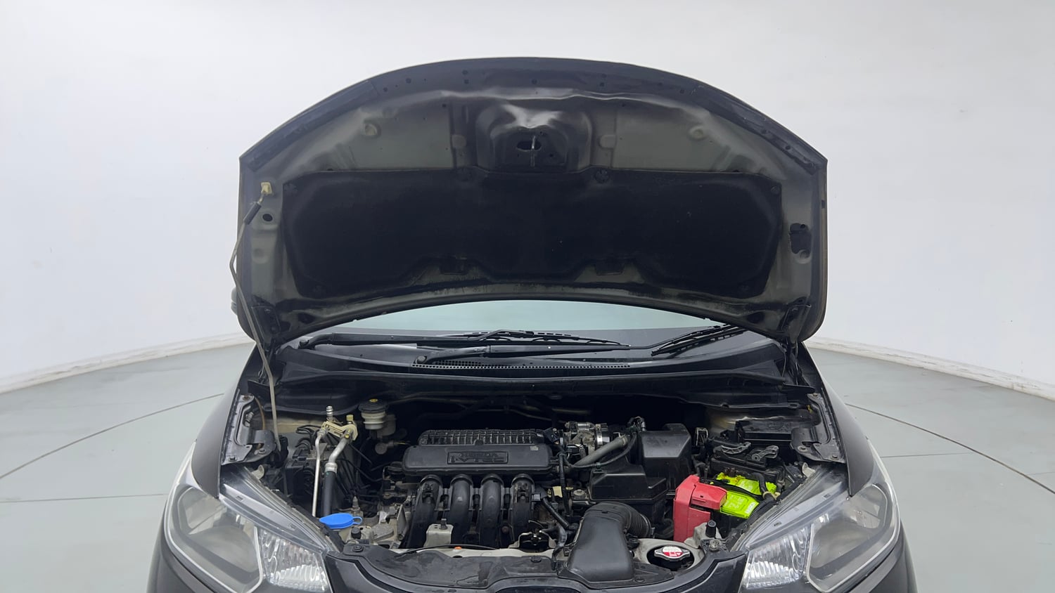 Used 2015 Honda Jazz V AT Petrol Petrol Automatic engine ENGINE & BONNET OPEN FRONT VIEW